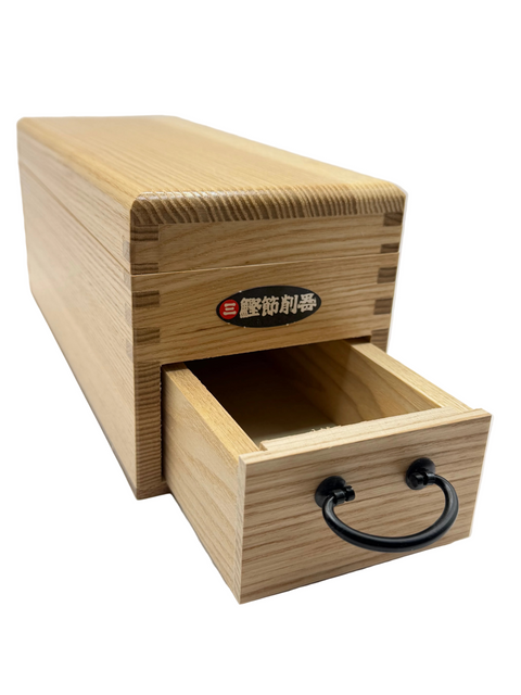 Râpe à bonite séchée Katsuobushi M