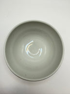 Bol japonais en porcelaine, décor sometsuke bleu et rose