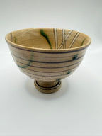 Coupe sur pied, décor peint