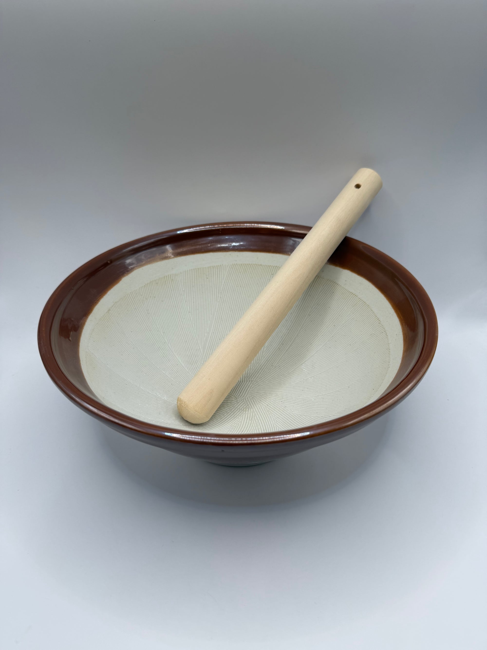 Mortier suribachi et pilon japonais