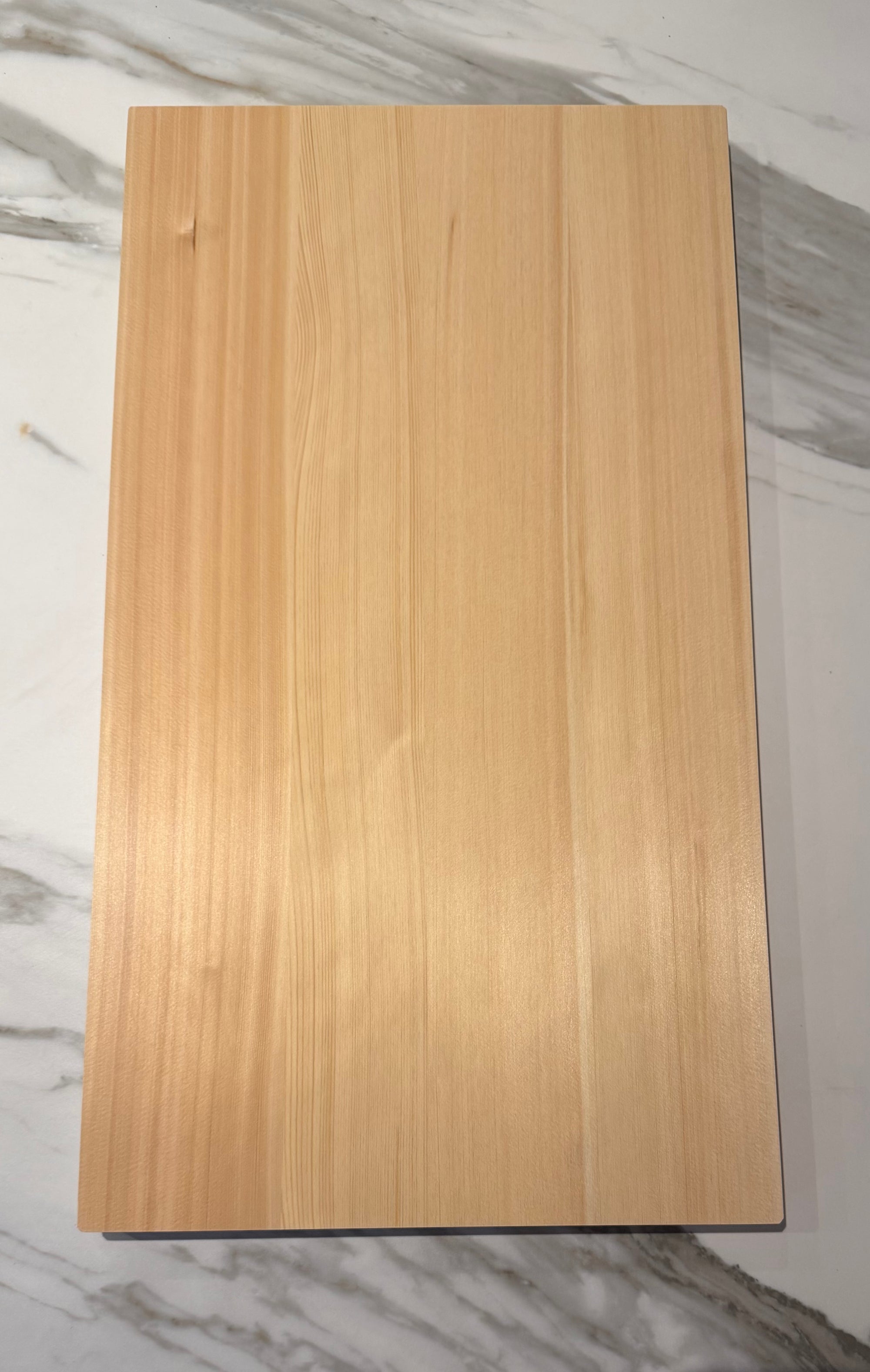 Grande planche hinoki massif épaisse