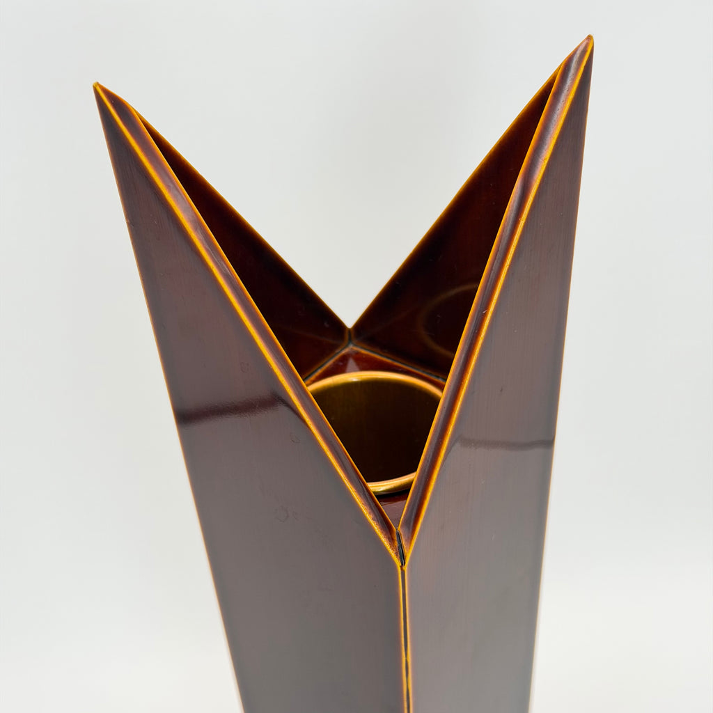 Vase Laqué Ikebana