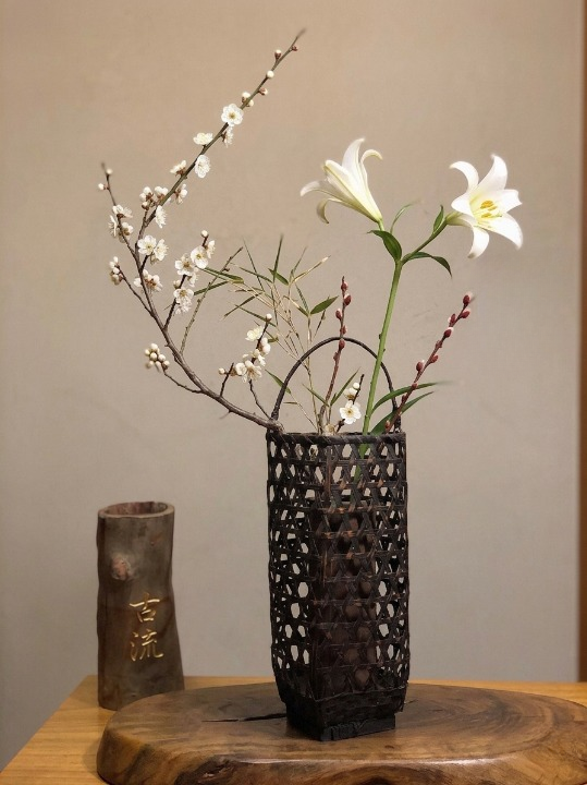 Panier ikebana en bambou tressé, vue 5